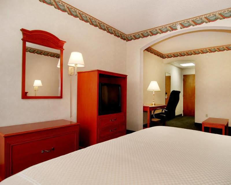 Comfort Suites Lebanon Zewnętrze zdjęcie